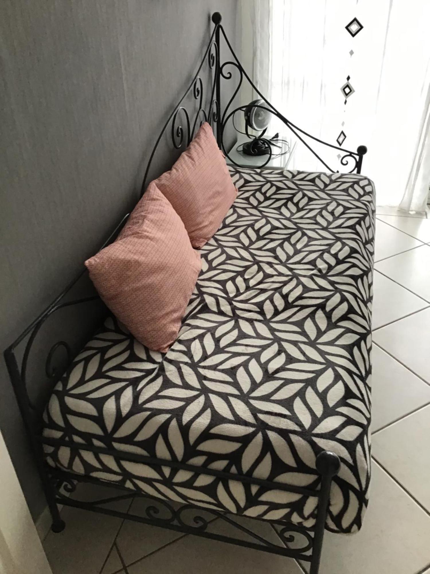 Agreable Appartement A 1Km Du Centre De ลาเตสเตอ-เดอ-บูค ภายนอก รูปภาพ